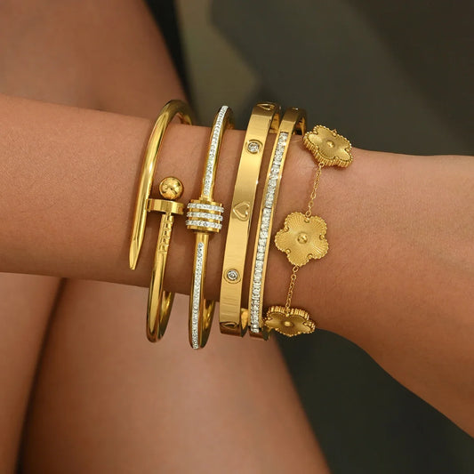 Lucky Four-Leaf Clover Gold Bracelet