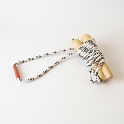 Medium-Sized Wooden Handle Jump Rope – Durable Fitness Essential